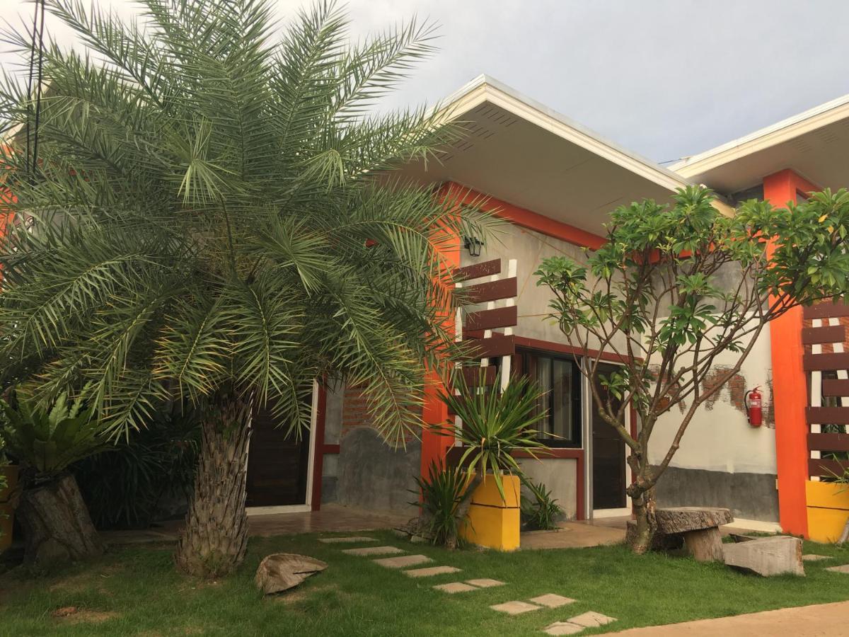 Le Park 23 Boutique Resort Roi Et Exterior photo