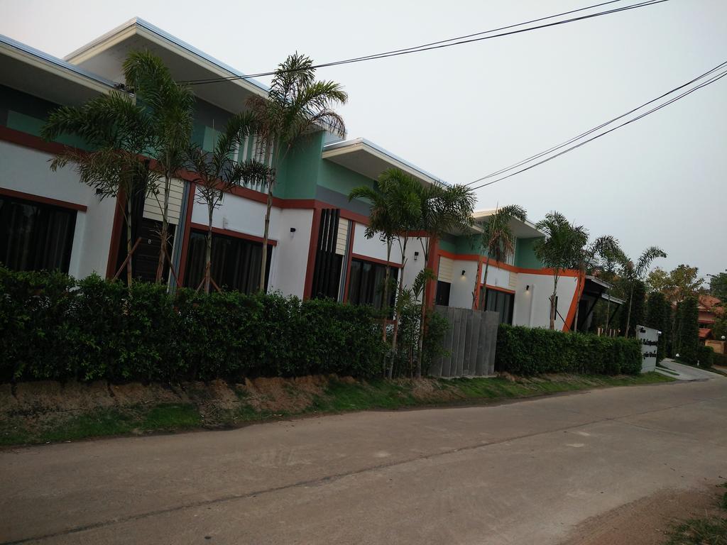 Le Park 23 Boutique Resort Roi Et Exterior photo