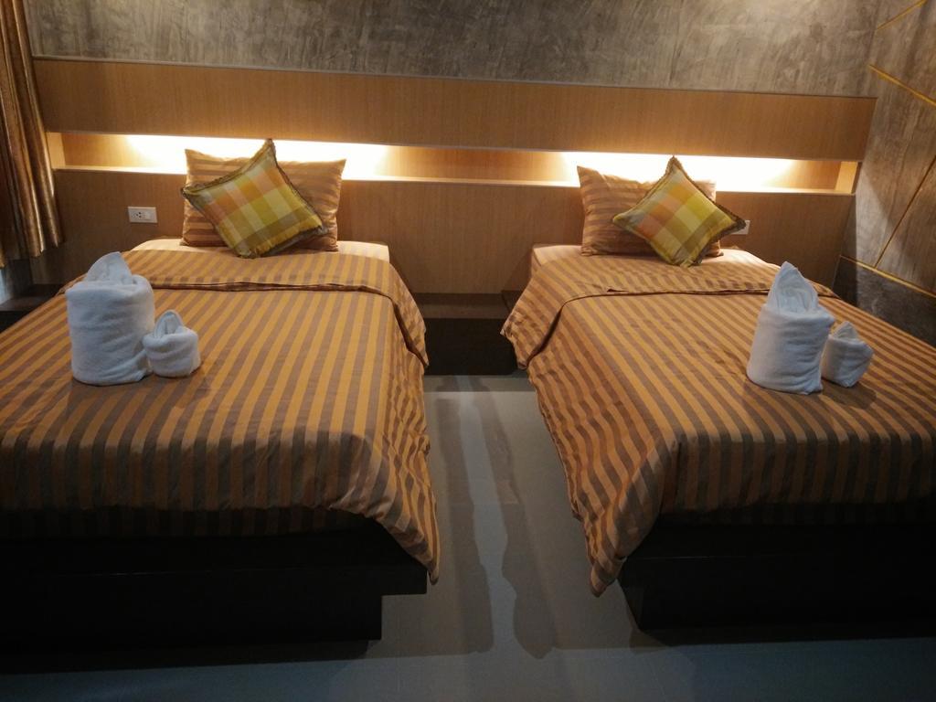 Le Park 23 Boutique Resort Roi Et Exterior photo