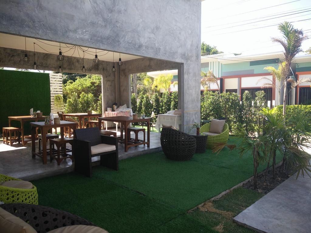 Le Park 23 Boutique Resort Roi Et Exterior photo