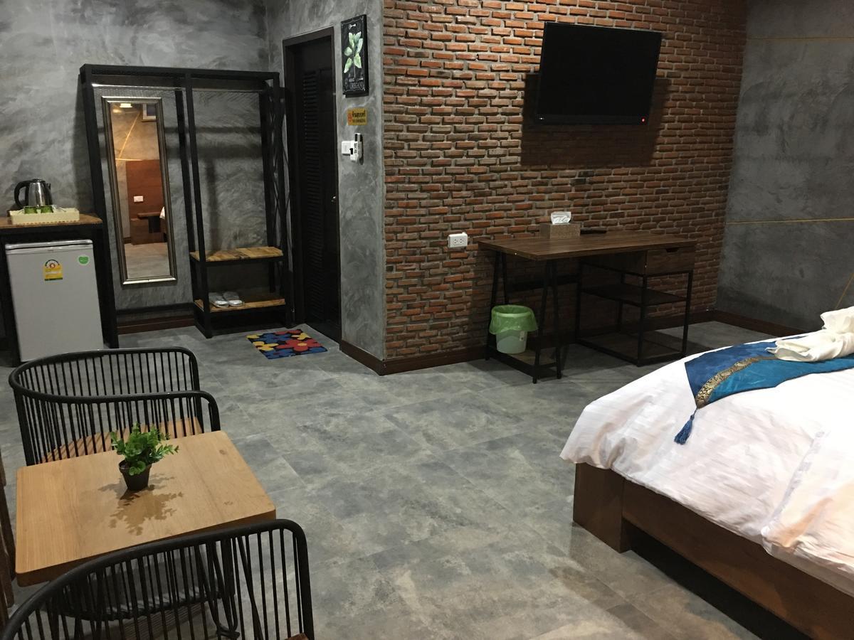 Le Park 23 Boutique Resort Roi Et Exterior photo
